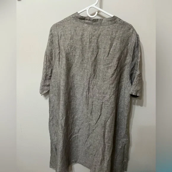 Bryn Walker large gray tan lagenlook linen button up short sleeve tunic - Picture 2 of 9